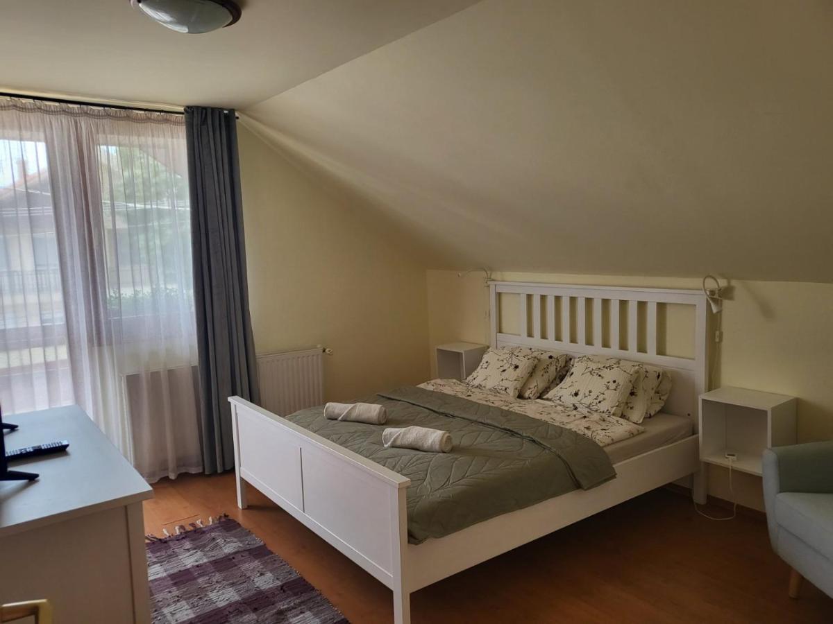 Arpad Apartman Hajduszoboszlo Exterior photo